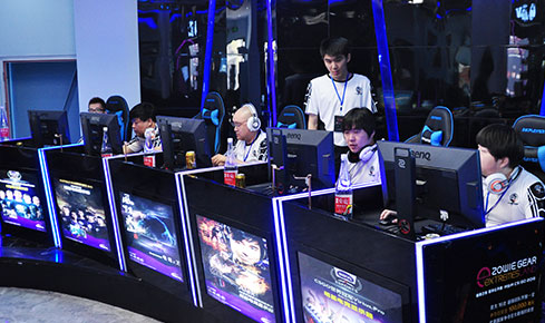 中国男篮更 中国男篮更