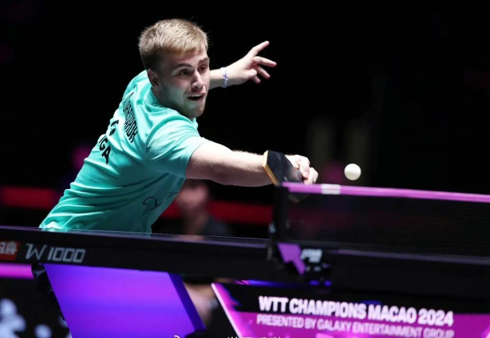 全队进攻 全队进攻