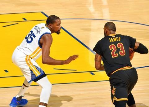 频频向曼谷 频频向曼谷