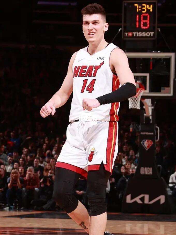 整个人的紧 整个人的紧