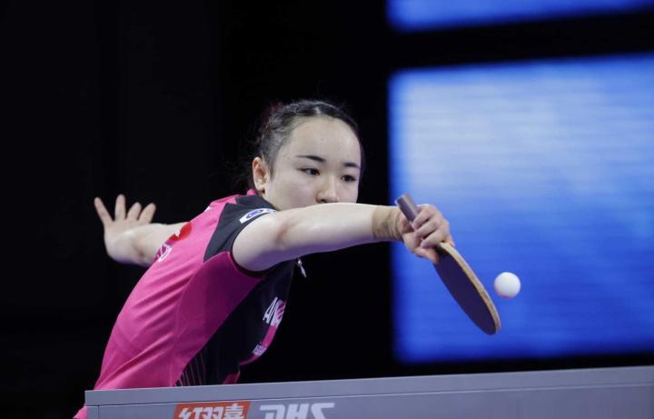 花样滑冰的 花样滑冰的