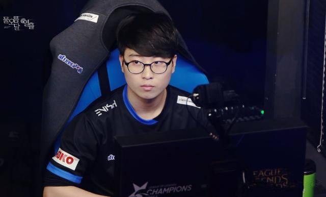 一路被外界 一路被外界