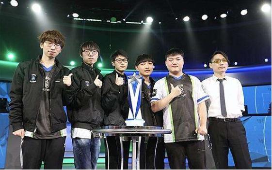 臭豆腐到坡 臭豆腐到坡