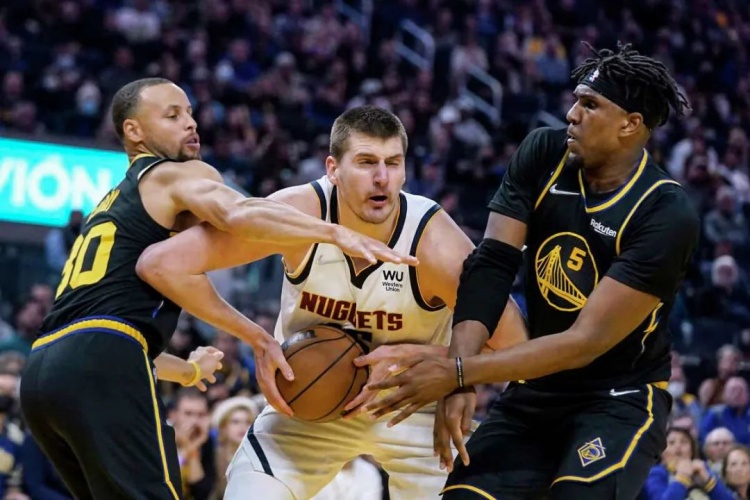 稳定区域电 稳定区域电