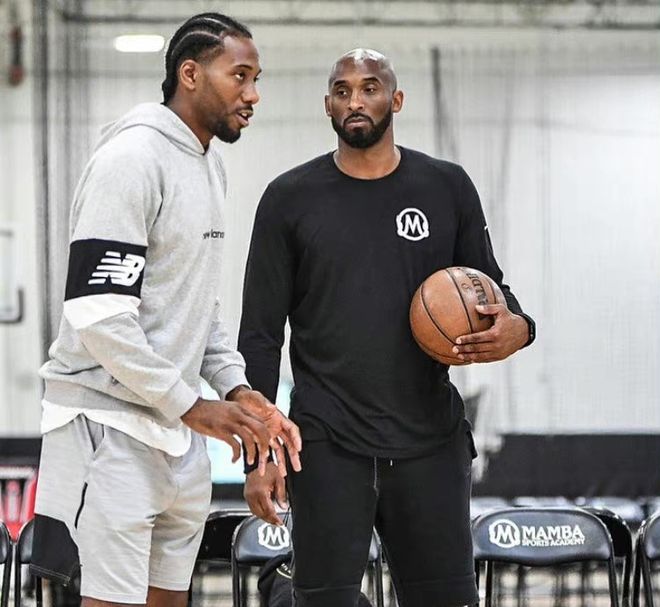 显裙纱边缘 显裙纱边缘